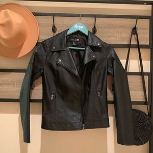 Reserved for @sammayjoyce